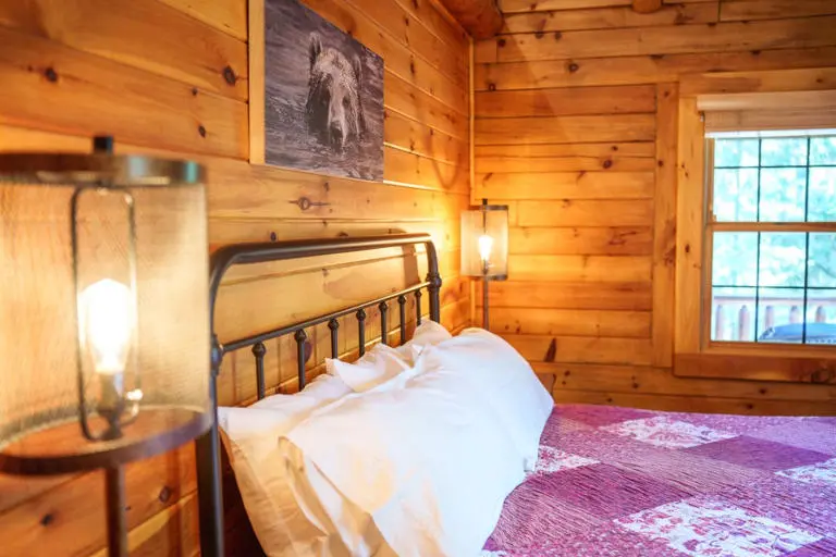 Summit Point Cabin Bedroom A 3 2 1200