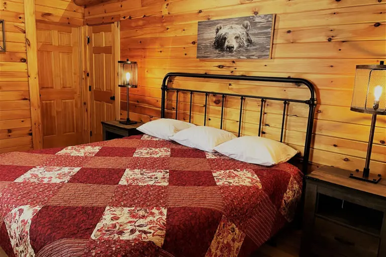 Summit Point Cabin Bedroom A 3 2 1800 2