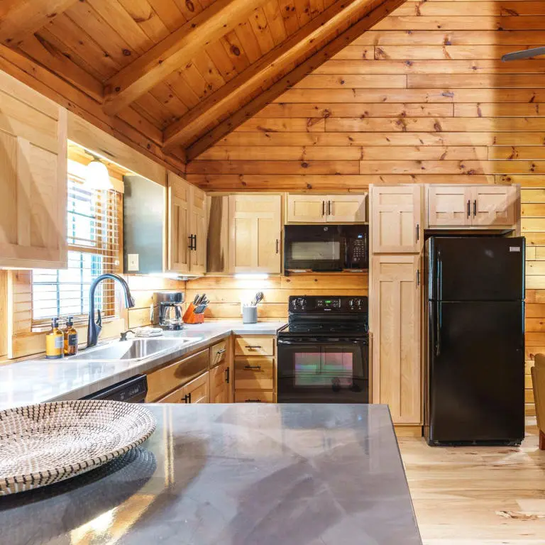 Summit Point Cabin Living 1 1 1200 1 