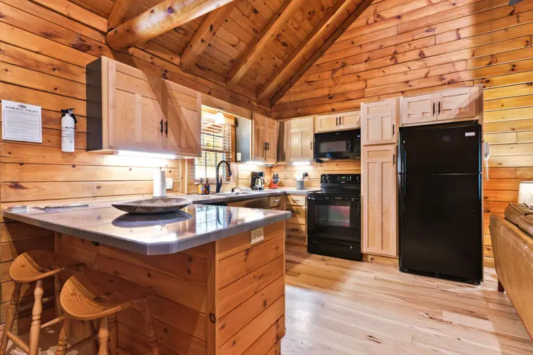 Summit Point Cabin Living 3 2 1800 2